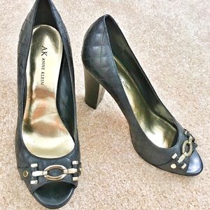 Ann Klein Quilted Pumps Heels
